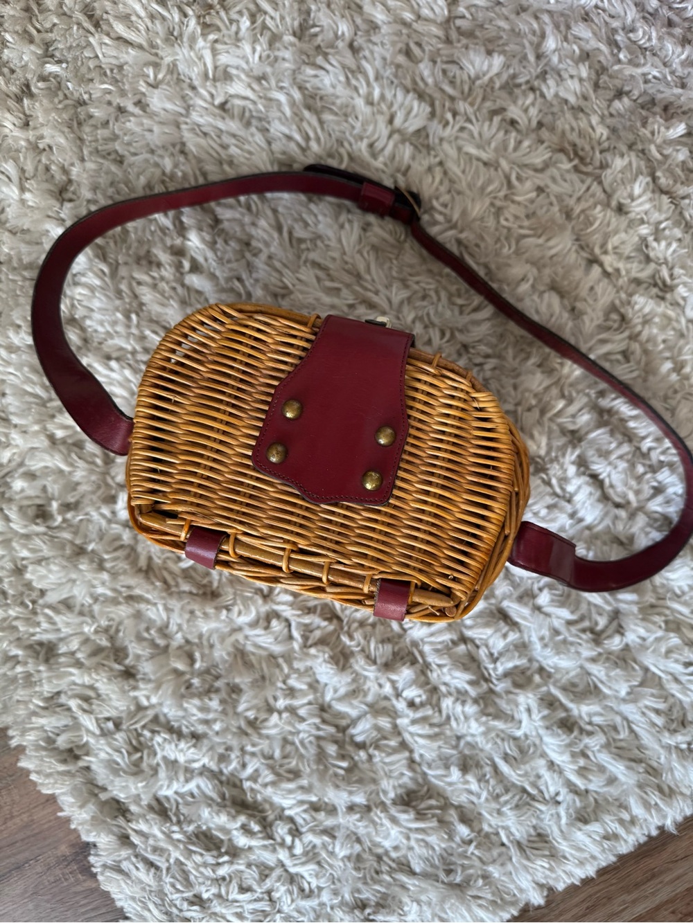 Vintage 1980s Etienne Aigner Woven Fishing Basket - Picture 9 of 9